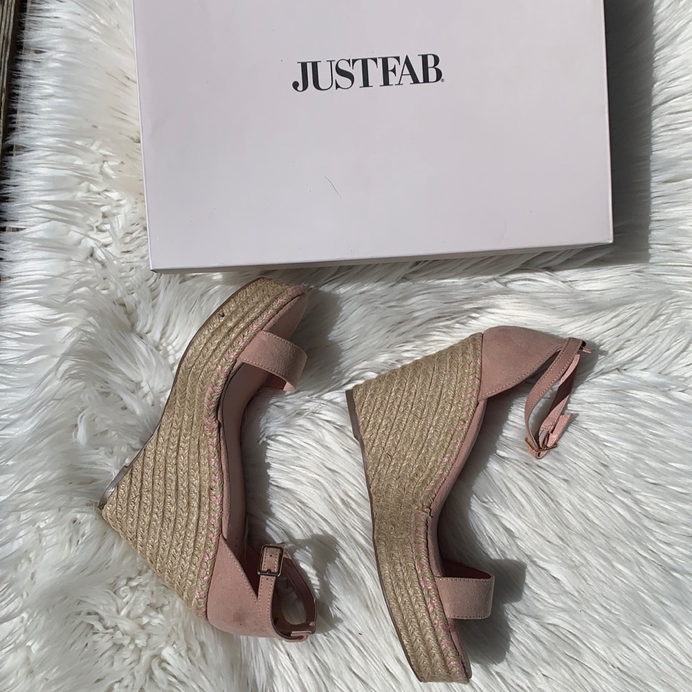 Wedge sandals